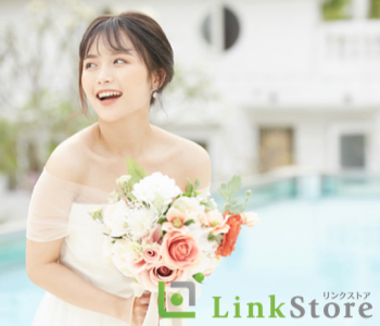 絶対に幸せにします！20代ウエディングドレス姿の君と僕♪のイメージ写真